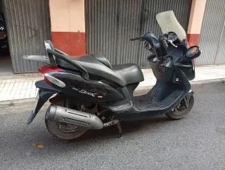 Kymco Grand Dink 125 Negra 2008