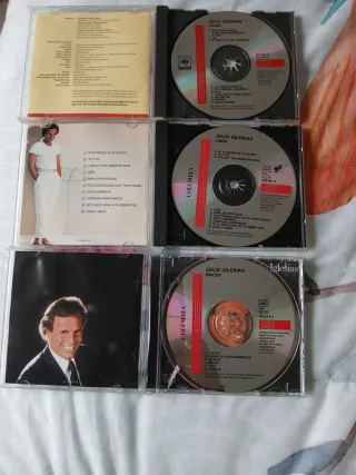 Lote 5 CDs Julio Iglesias: Raíces, Libra, Calor...