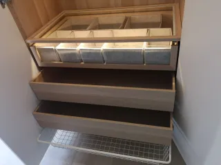 Armario Pax Ikea 5 puertas más módulo conector.