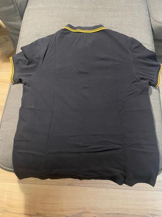 Polo Fred Perry Talla L Negro y Dorado
