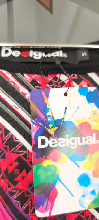 Camiseta Desigual Talla S Multicolor