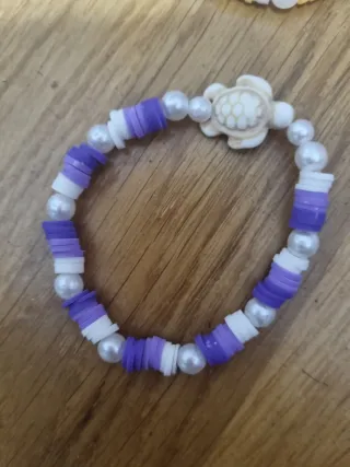 Pulseras de tortuga con cuentas de colores