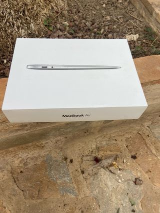 Caja MacBook Air