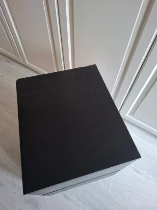 Mesita de noche IKEA MALM 2 cajones, cómoda