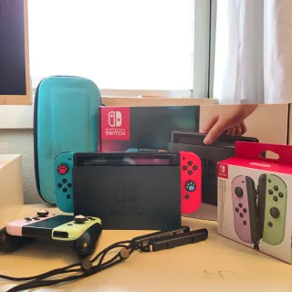 Nintendo Switch + Joy-Con Pastel + Funda