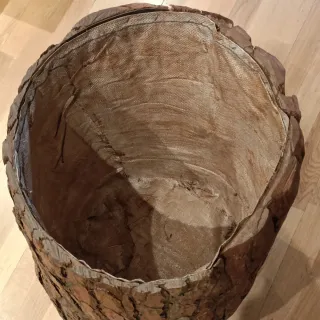 Macetero tronco corteza pino natural