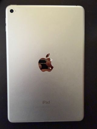 iPad Mini 4 128GB + AirPods