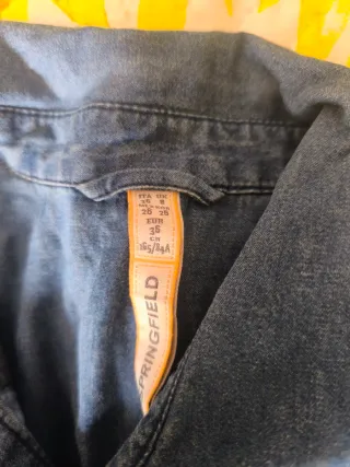 Par de camisas del antiguo Staff del Springfield.