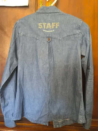 Par de camisas del antiguo Staff del Springfield.