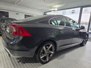 VOLVO S60 2.0 D4 RDesign Auto