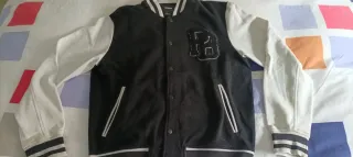 Chaqueta PULL&BEAR Negra