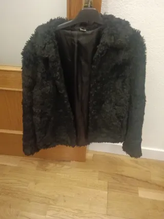 Chaqueta pelo negra