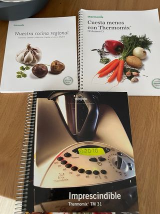 Thermomix TM-31 con libros