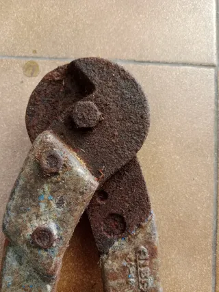 Cizalla cortacables profesional