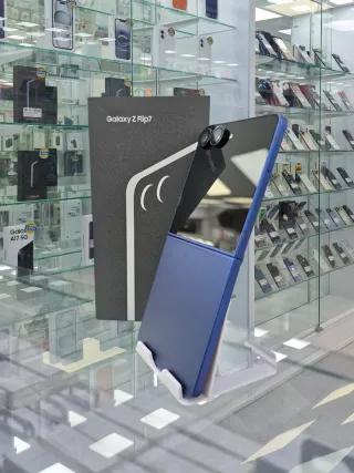 Samsung Z Flip 7 256GB Blu seminuovo