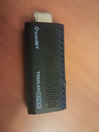 IconBIT Toucan Stick Android Mini-PC