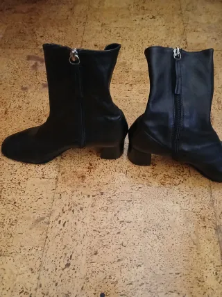 Botín elegante piel negro