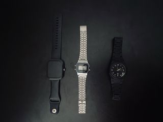 3 Relojes (Negro y Plateado)