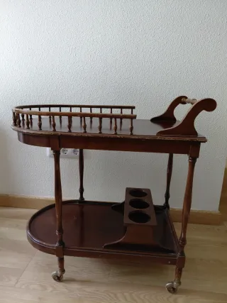 Carro camarera de madera