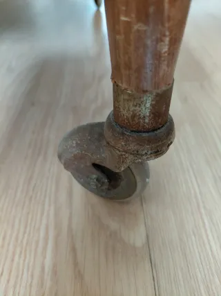 Carro camarera de madera