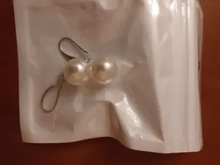 Pendientes de plata con perla artificial