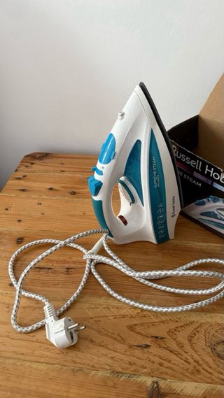 Plancha de vapor Russel Hobbs Supreme Steam PRO