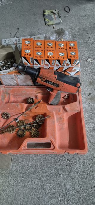 Clavadora de obra STIHL P60