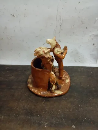 LIQUIDACIÓN 2026 Figura de barro artesanal