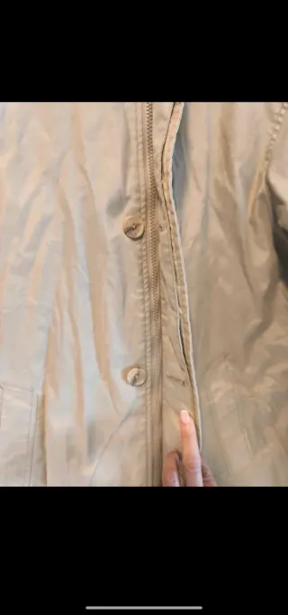 Gabardina & chaleco UNNATI