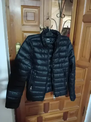 Cazadora acolchada Mango negra