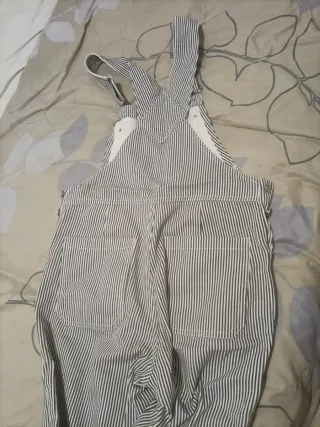 Peto de rayas azul y blanco