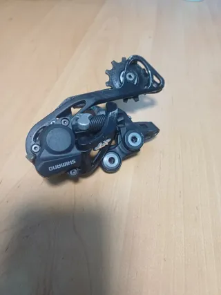 Desviador trasero Shimano Deore XT. 10V