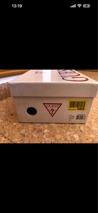 Zapatillas Guess Botín Marrón y Dorado