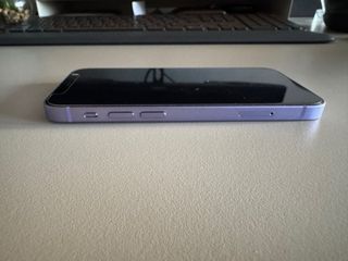 iPhone 12 mini morado