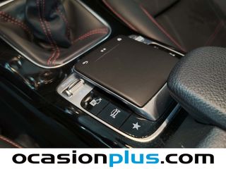 Mercedes-Benz Clase A 180 100 kW (136 CV)