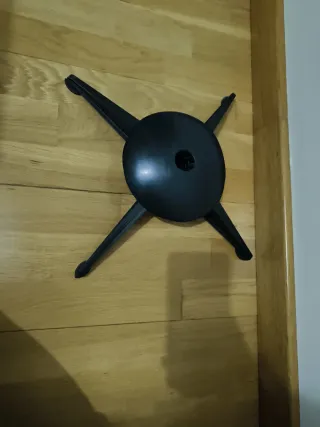 Pie árbol de Navidad negro