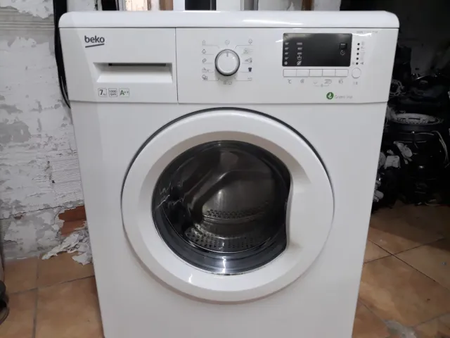 Lavadora Marca Beko 7kg 1000rpm calases A++