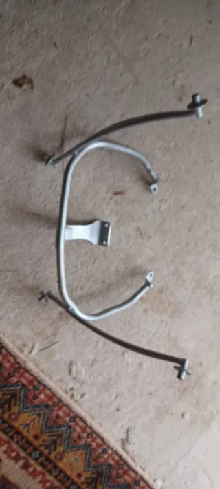 Cupula y Soporte BMW R850R