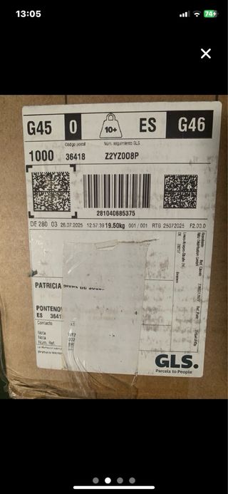 Mesa comedor elegante mármol y metal dorado