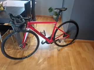 Bicicleta Specialized Tarmac 2019 Disc