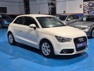 Audi A1 1.6 TDI 90cv Attraction