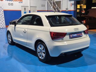 Audi A1 1.6 TDI 90cv Attraction