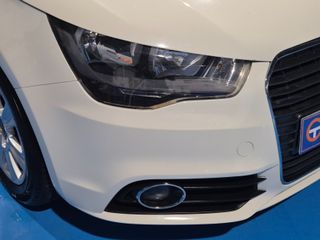 Audi A1 1.6 TDI 90cv Attraction