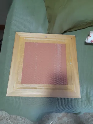 Cuadro de cerámica con marco de madera