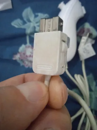 LOTE JUEGO,2 NUNCHUK, INSTRUCCIONES....NINTEDO WII