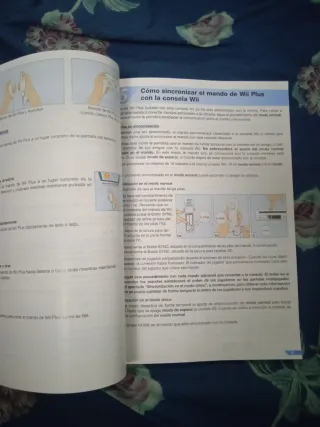 LOTE JUEGO,2 NUNCHUK, INSTRUCCIONES....NINTEDO WII