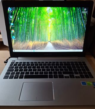 Computer portatile ASUS K551LN-XX182H grigio/argento