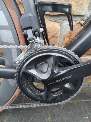 Bicicleta de carretera carbono Megamo, talla M