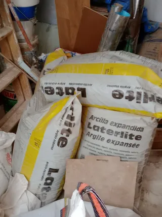 Arcilla expandida Laterlite 50L 4 x 10€