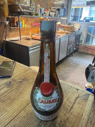 Botella vacía Calisay